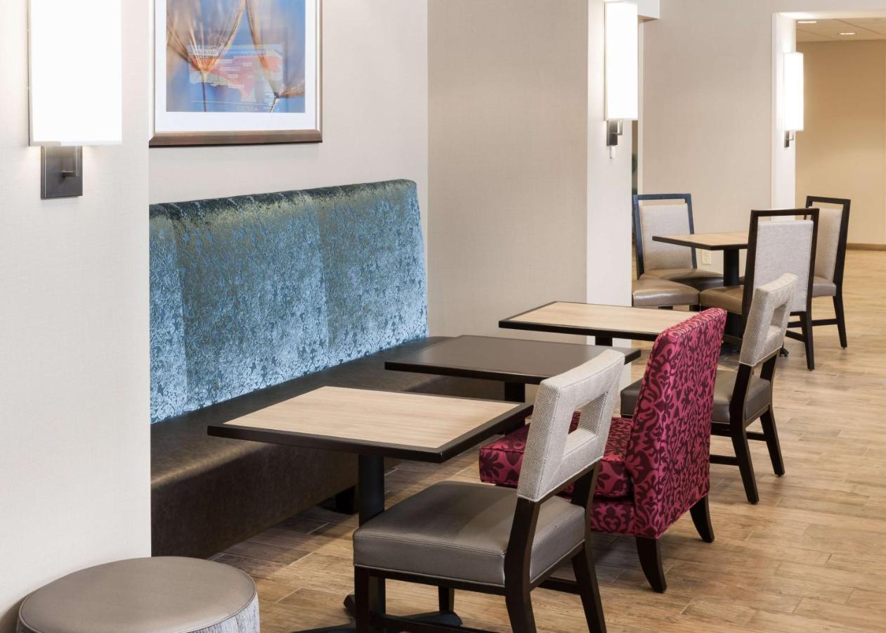 Hampton Inn & Suites דבנפורט מראה חיצוני תמונה