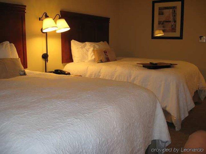 Hampton Inn & Suites דבנפורט חדר תמונה
