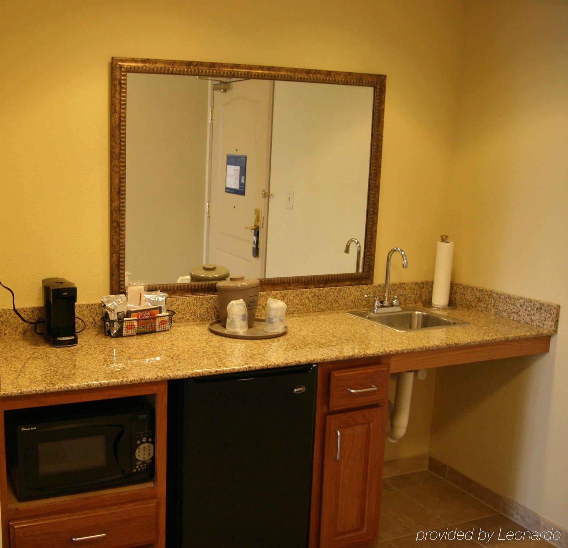 Hampton Inn & Suites דבנפורט חדר תמונה